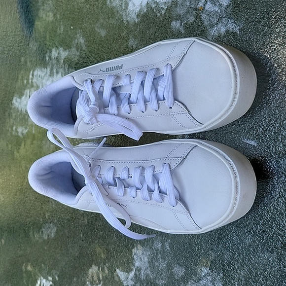 Puma White Tennis Shoes - Picture 1 of 6